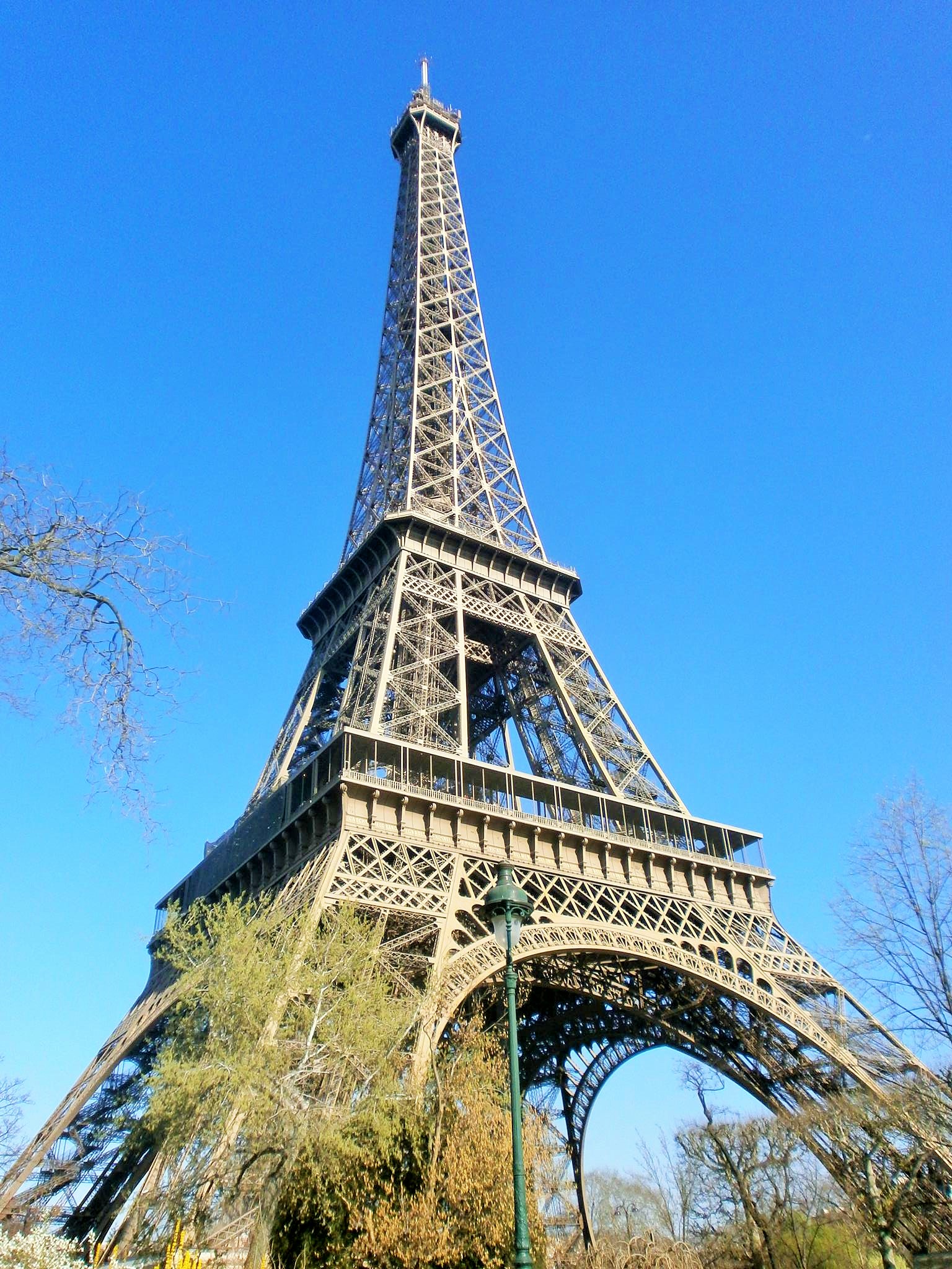 France Paris The Eiffel Tower Vagabundler