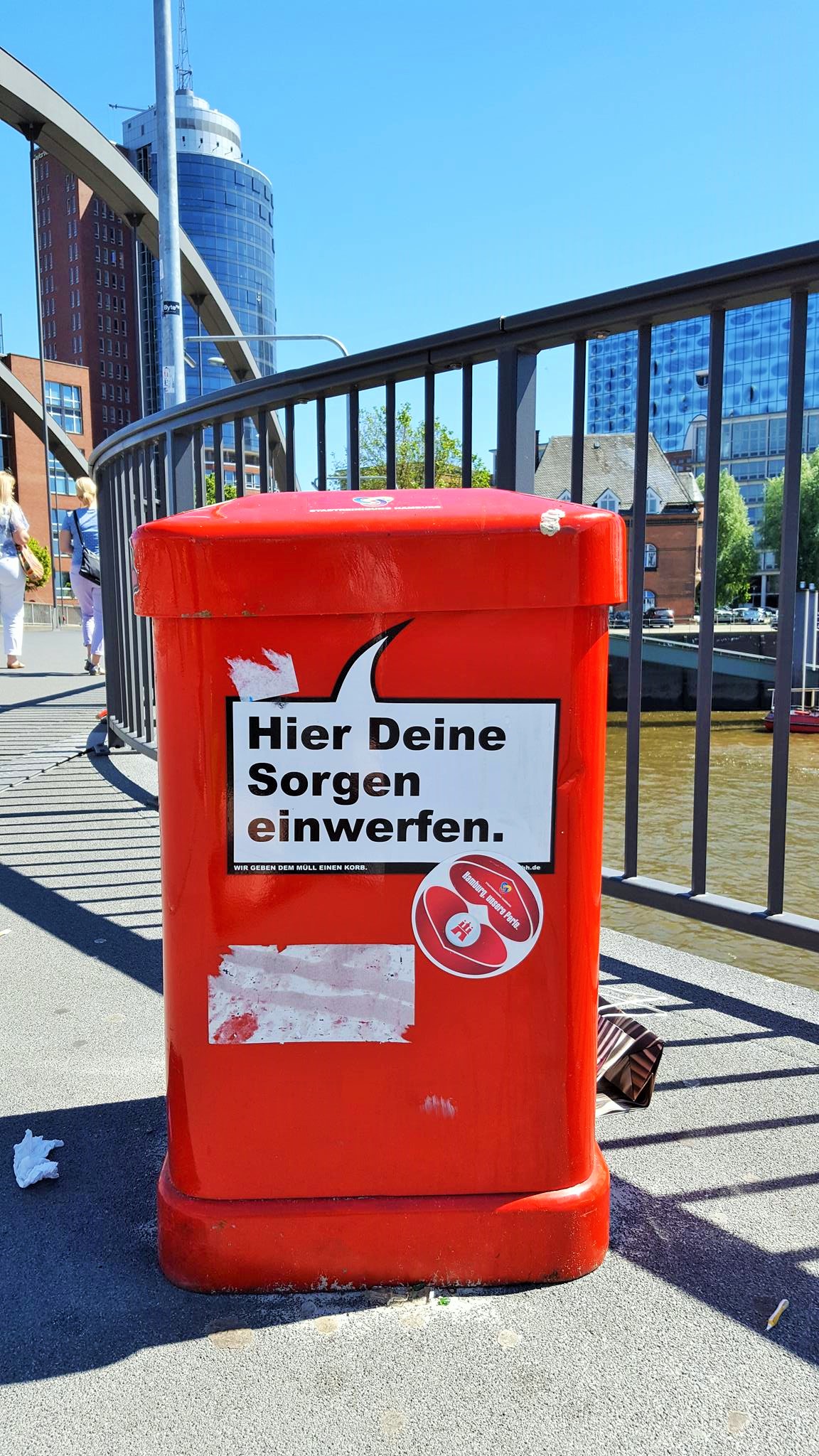 Germany Streetart Hamburg Garbage Bins Vagabundler