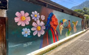 GUATEMALA: Streetart San Pedro La Laguna – Indigenious Graffiti at Lake Atitlán
