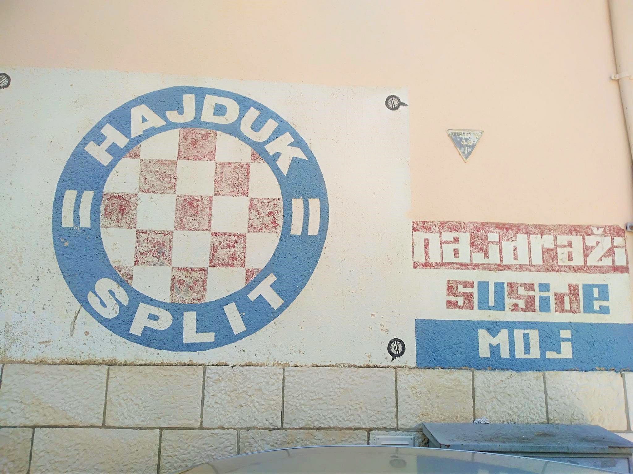 Hajduk Split graffiti, Graffiti in Split. The main emblem s…
