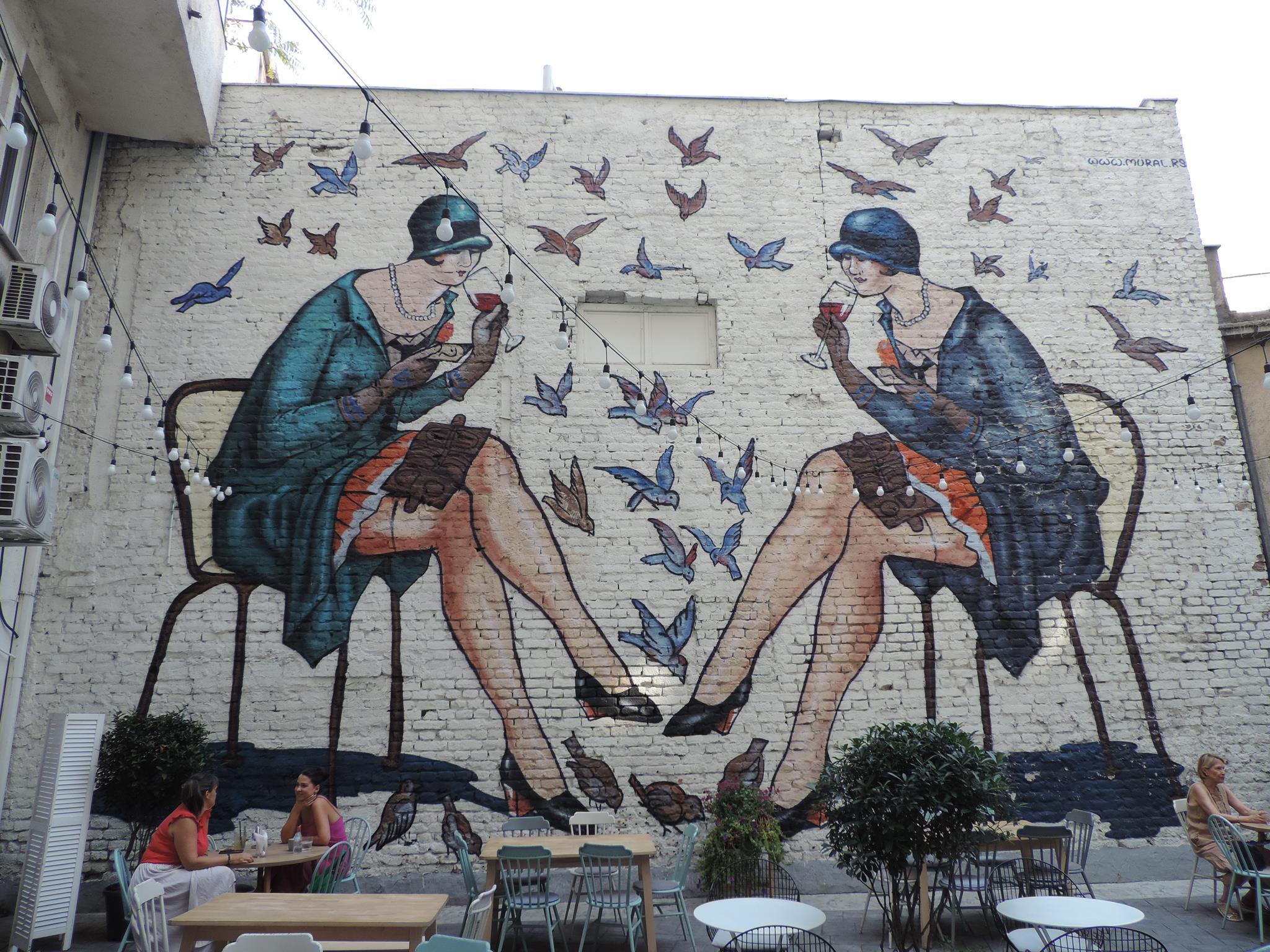 SERBIA: Streetart Belgrade - Dor?ol - Strahinji?a Bana 1 - Birds