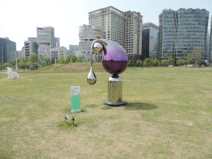 SOUTH KOREA: Seoul – Yeolrin Songhyeon Square – Sculpture Park Exhibition – SCULPTURE CITY SEOUL