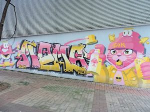 SOUTH KOREA: Seoul – Hongdae – Graffiti and Streetart around Hongik University