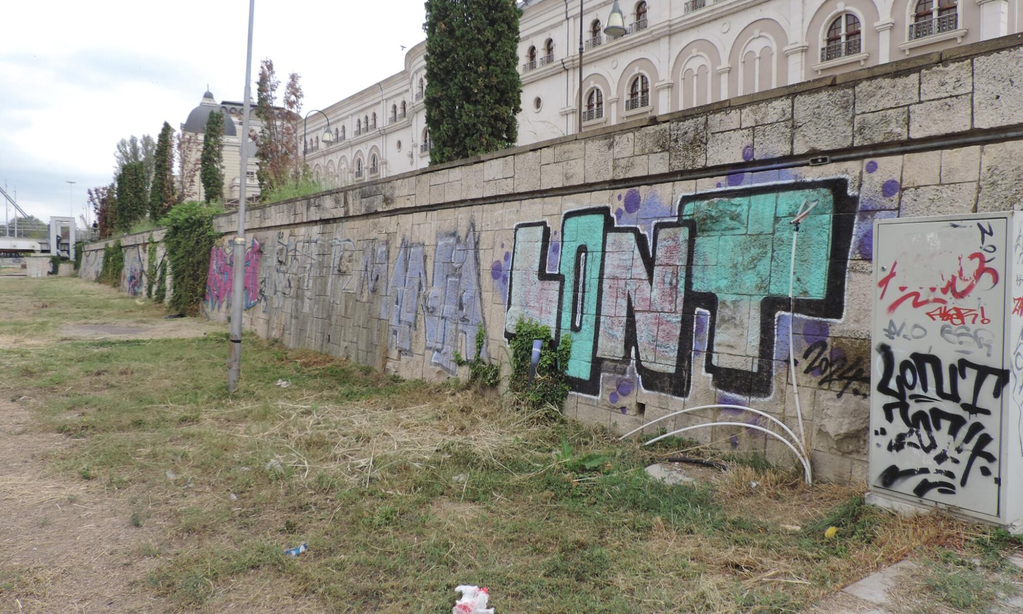 NORTH MACEDONIA: Streetart Skopje - Centar - Kamen Most 18 - Bycicle ...